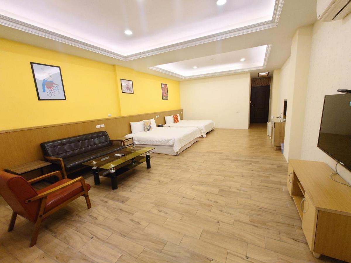 Cat Mia Hostel Hualien City Exterior photo