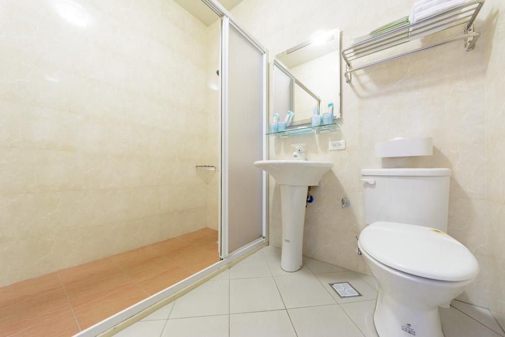 Cat Mia Hostel Hualien City Exterior photo